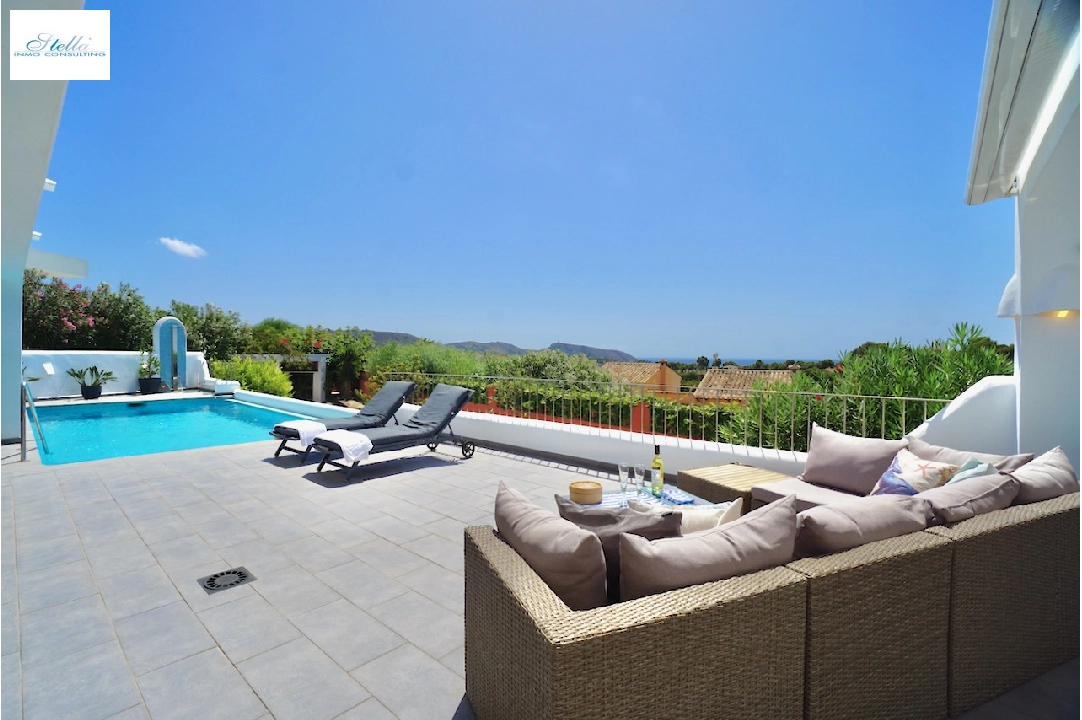 Villa in Moraira(Camarrocha) zu verkaufen, Wohnfläche 261 m², Klimaanlage, Grundstück 831 m², 3 Schlafzimmer, 3 Badezimmer, Pool, ref.: CA-H-1670-AMB-2