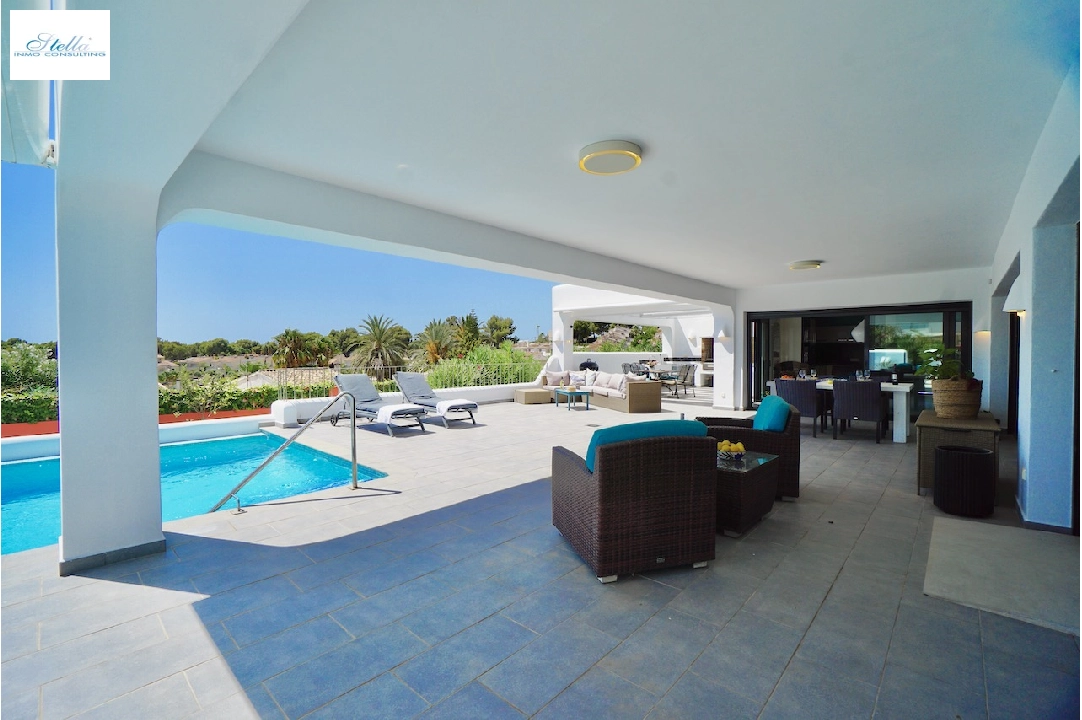 Villa in Moraira(Camarrocha) zu verkaufen, Wohnfläche 261 m², Klimaanlage, Grundstück 831 m², 3 Schlafzimmer, 3 Badezimmer, Pool, ref.: CA-H-1670-AMB-21