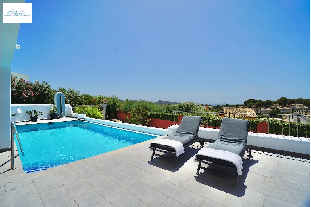 Villa in Moraira(Camarrocha) zu verkaufen, Wohnfläche 261 m², Klimaanlage, Grundstück 831 m², 3 Schlafzimmer, 3 Badezimmer, Pool, ref.: CA-H-1670-AMB-22