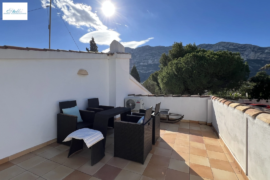 Villa in Denia(Florida) zu verkaufen, Wohnfläche 182 m², Baujahr 1980, + KLIMA, Klimaanlage, Grundstück 595 m², 3 Schlafzimmer, 2 Badezimmer, Pool, ref.: SC-T1024-20