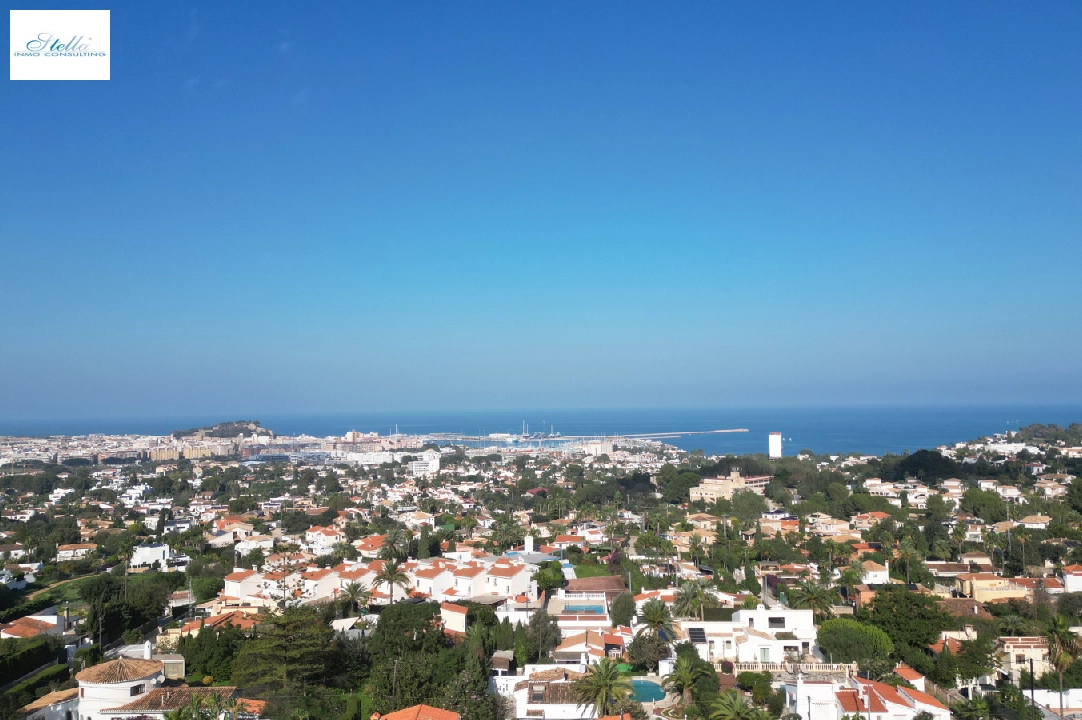 Villa in Denia zu verkaufen, Wohnfläche 190 m², Baujahr 1984, Zustand gepflegt, + KLIMA, Klimaanlage, Grundstück 1900 m², 4 Schlafzimmer, 4 Badezimmer, Pool, ref.: AS-1024-2