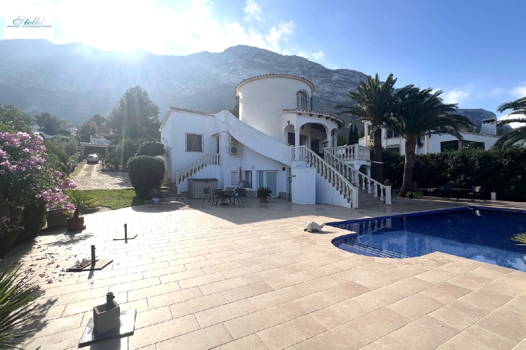 Villa in Denia zu verkaufen, Wohnfläche 190 m², Baujahr 1984, Zustand gepflegt, + KLIMA, Klimaanlage, Grundstück 1900 m², 4 Schlafzimmer, 4 Badezimmer, Pool, ref.: AS-1024-8