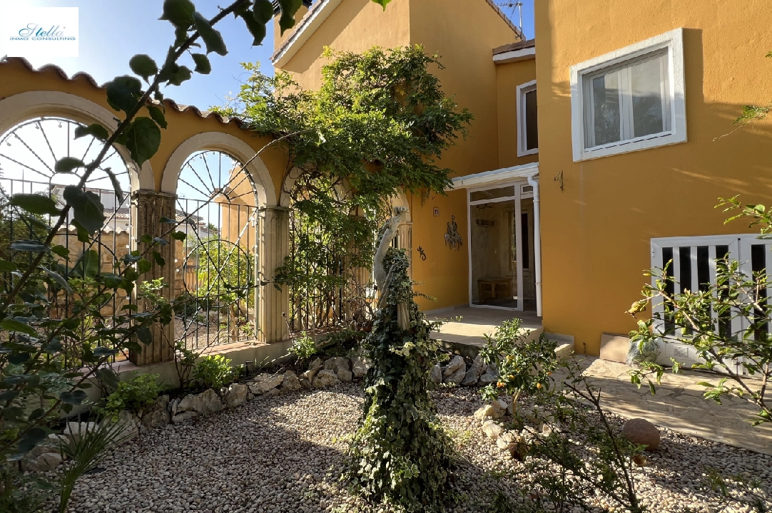 Villa in Gata de Gorgos(Monte Pedreguer) zur Ferienvermietung, Wohnfläche 180 m², Baujahr 2006, + Ofen, Klimaanlage, Grundstück 600 m², 3 Schlafzimmer, 3 Badezimmer, Pool, ref.: T-0624-39