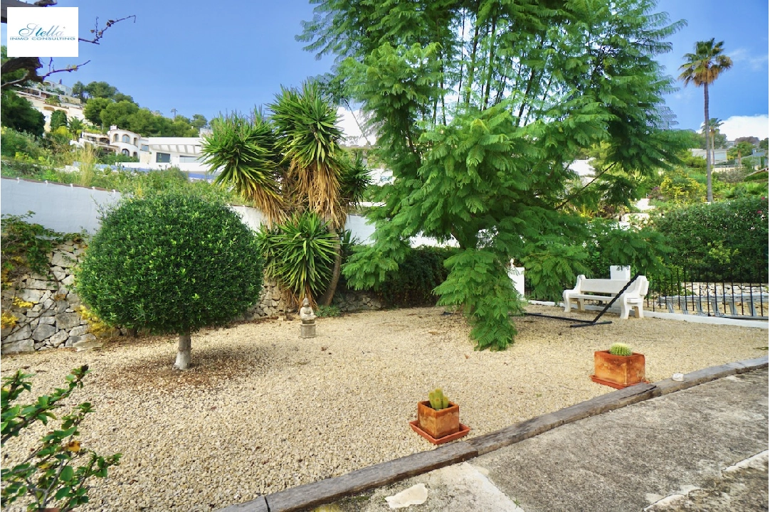 Villa in Moraira(Pinar del Advocat) zu verkaufen, Wohnfläche 184 m², Grundstück 795 m², 3 Schlafzimmer, 2 Badezimmer, Pool, ref.: CA-H-1838-AMB-25