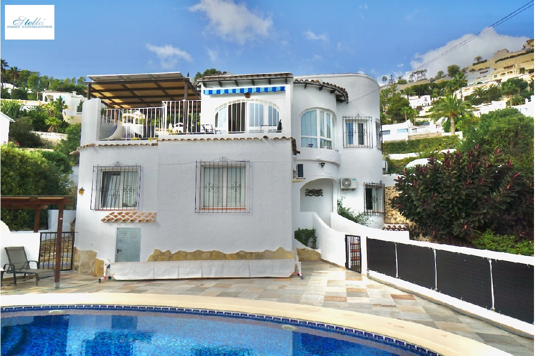 Villa in Moraira(Pinar del Advocat) zu verkaufen, Wohnfläche 184 m², Grundstück 795 m², 3 Schlafzimmer, 2 Badezimmer, Pool, ref.: CA-H-1838-AMB-30