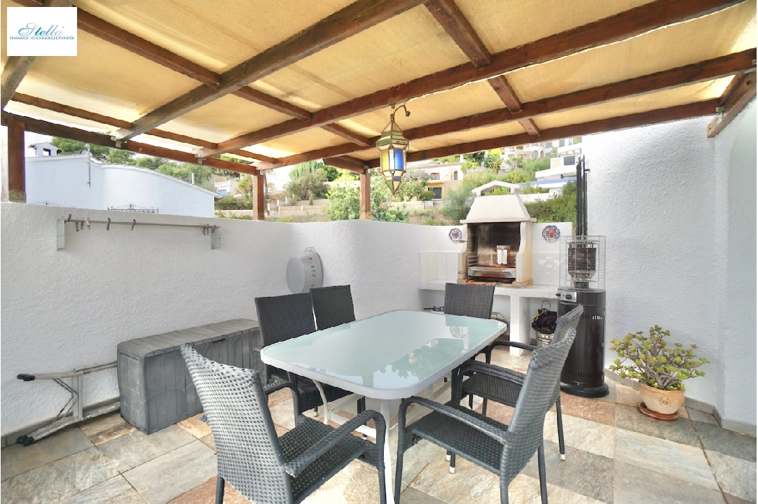 Villa in Moraira(Pinar del Advocat) zu verkaufen, Wohnfläche 184 m², Grundstück 795 m², 3 Schlafzimmer, 2 Badezimmer, Pool, ref.: CA-H-1838-AMB-35