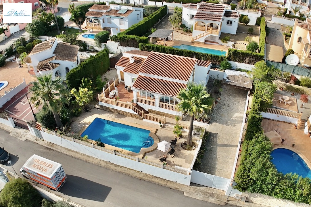 Villa in Benitachell(Les Fonts) zu verkaufen, Wohnfläche 132 m², Grundstück 672 m², 3 Schlafzimmer, 2 Badezimmer, Pool, ref.: CA-H-1844-AMBE-42