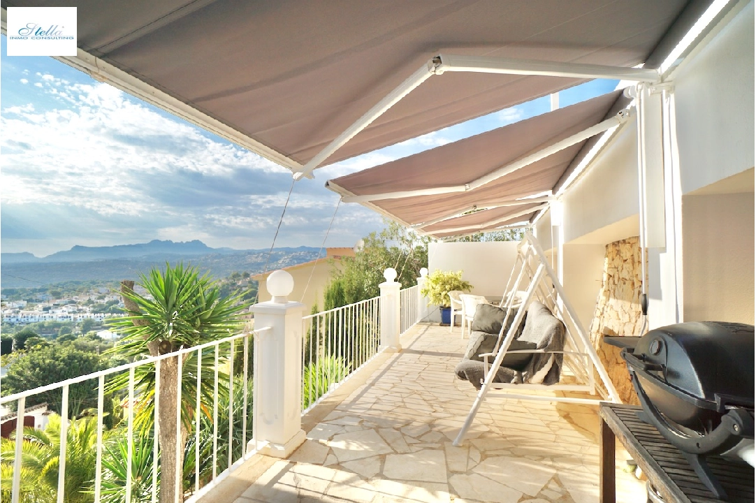 Villa in Moraira(Arnella) zu verkaufen, Wohnfläche 248 m², Klimaanlage, Grundstück 958 m², 5 Schlafzimmer, 3 Badezimmer, Pool, ref.: CA-H-1854-AMB-28