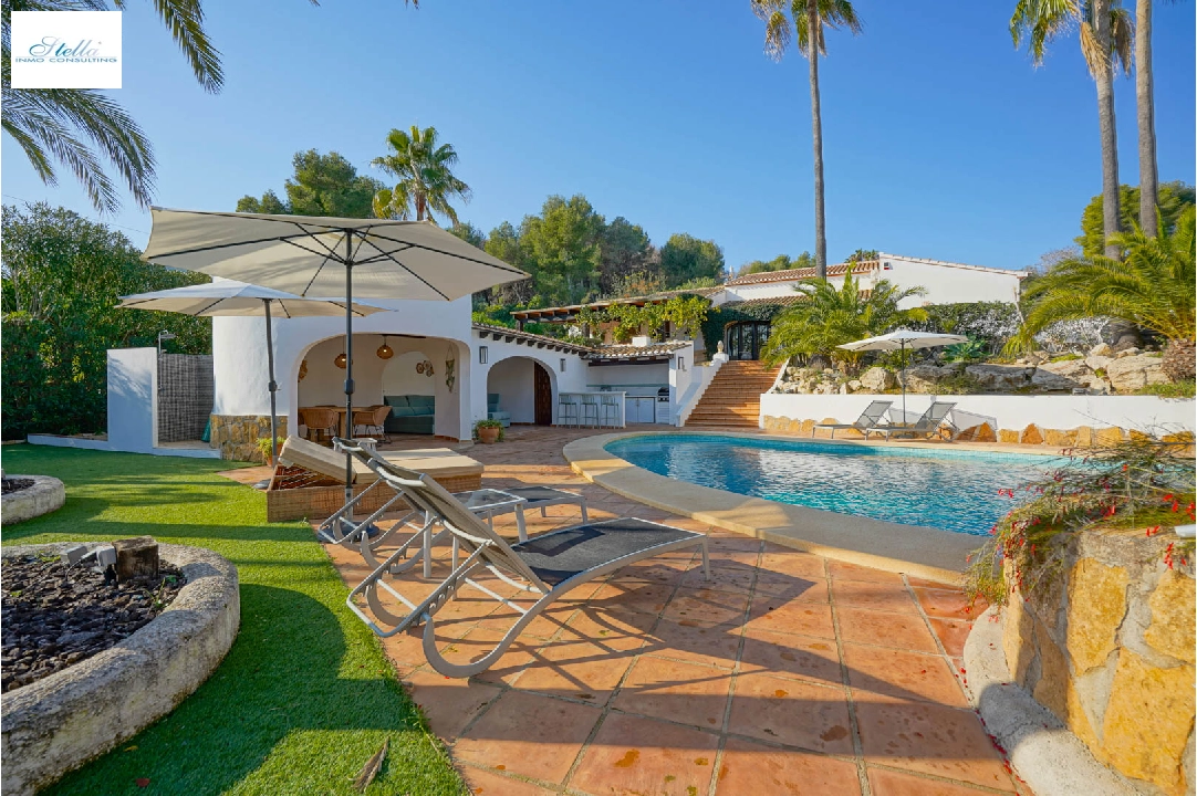 Villa in Javea zu verkaufen, Wohnfläche 300 m², Baujahr 1983, Klimaanlage, Grundstück 2190 m², 3 Schlafzimmer, 3 Badezimmer, Pool, ref.: BP-C4XY4465JAV-1