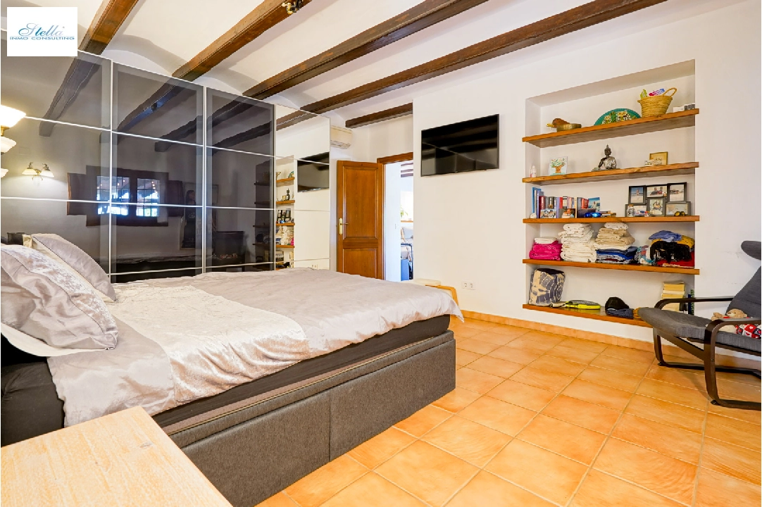 Villa in Javea zu verkaufen, Wohnfläche 300 m², Baujahr 1983, Klimaanlage, Grundstück 2190 m², 3 Schlafzimmer, 3 Badezimmer, Pool, ref.: BP-C4XY4465JAV-22