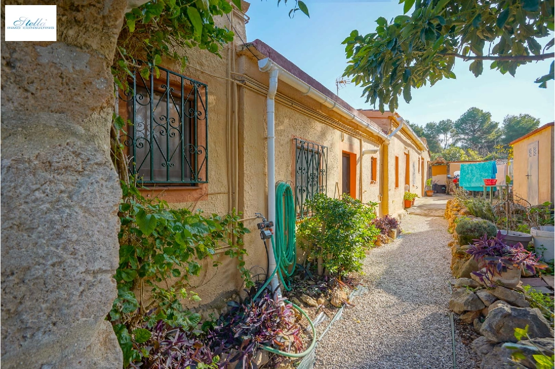 Villa in Javea zu verkaufen, Wohnfläche 238 m², Baujahr 1970, Klimaanlage, Grundstück 1152 m², 4 Schlafzimmer, 2 Badezimmer, Pool, ref.: BP-C3XY4467JAV-5