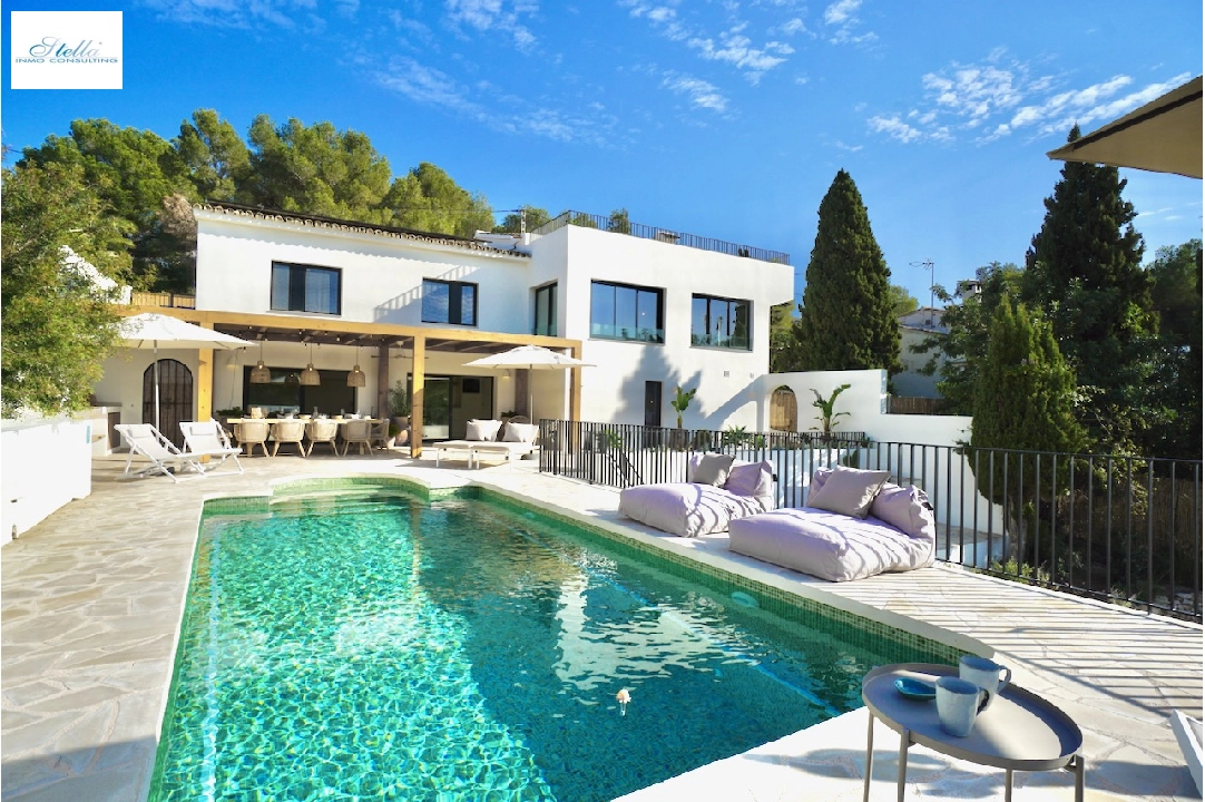 Villa in Moraira(Arnella) zu verkaufen, Wohnfläche 270 m², Klimaanlage, Grundstück 1099 m², 5 Schlafzimmer, 4 Badezimmer, Pool, ref.: CA-H-1852-AMBEI-10