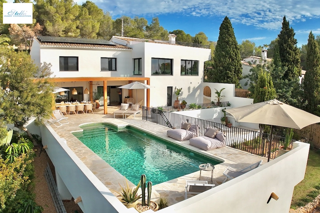 Villa in Moraira(Arnella) zu verkaufen, Wohnfläche 270 m², Klimaanlage, Grundstück 1099 m², 5 Schlafzimmer, 4 Badezimmer, Pool, ref.: CA-H-1852-AMBEI-5