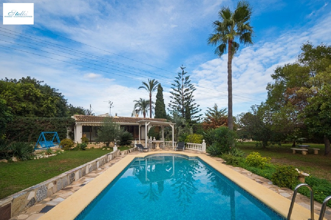 Villa in Denia zu verkaufen, Wohnfläche 195 m², Grundstück 1800 m², 3 Schlafzimmer, 2 Badezimmer, Pool, ref.: CPS-234872-1